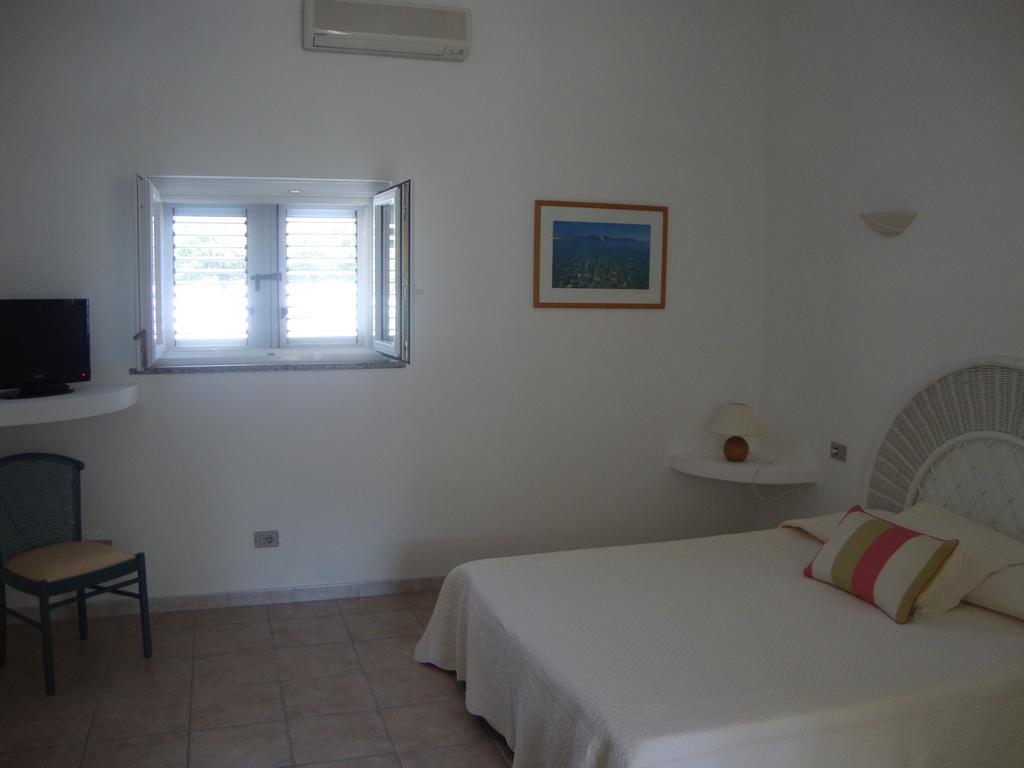 Camping Residence Chalet La Pomposa Terrazzoni Bonifacio  Quarto foto